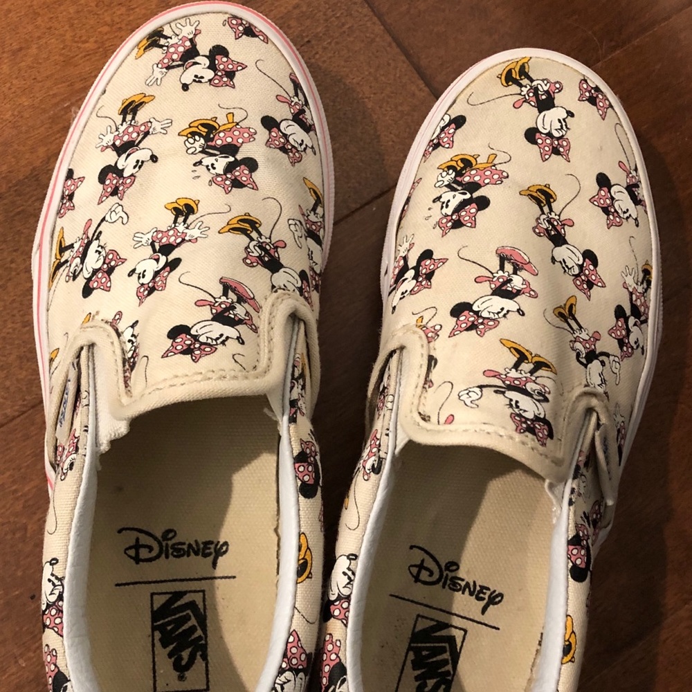Vans Disney